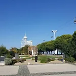 Parque Nacoes Prime 16 - 3 Quartos Апартаменти Лісабон