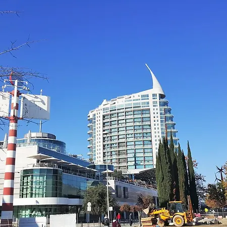 Appartement Parque Nacoes Prime 16 - 3 Quartos Lissabon